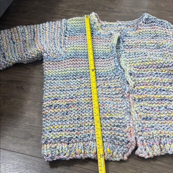 Handmade Chunky Knit Cardigan - Picture 4 of 5